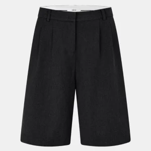 Endore Shorts Black