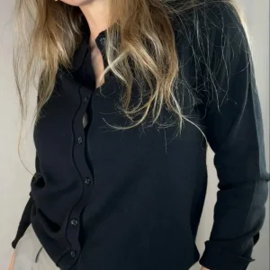 Sassy Copenhagen - 100% Cashmere polo - Sort - Samara sss